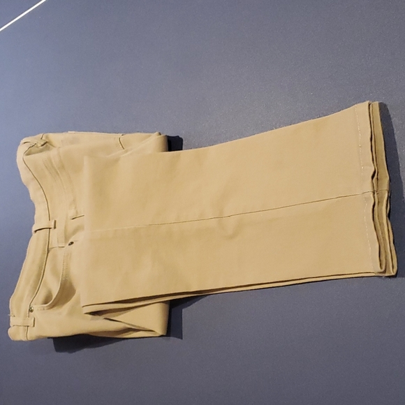 Jean - Picture 2 of 2